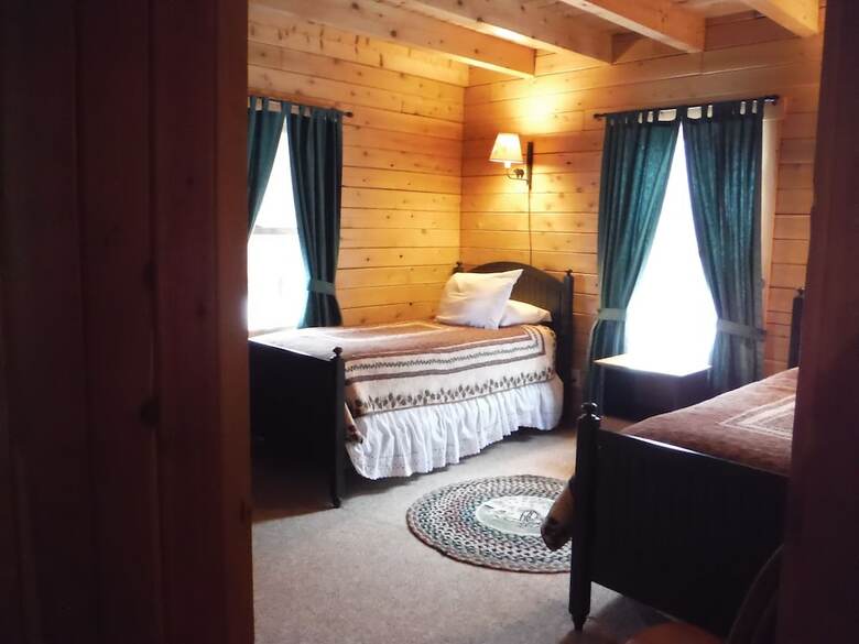 Hotel Rangeley Lake Resort