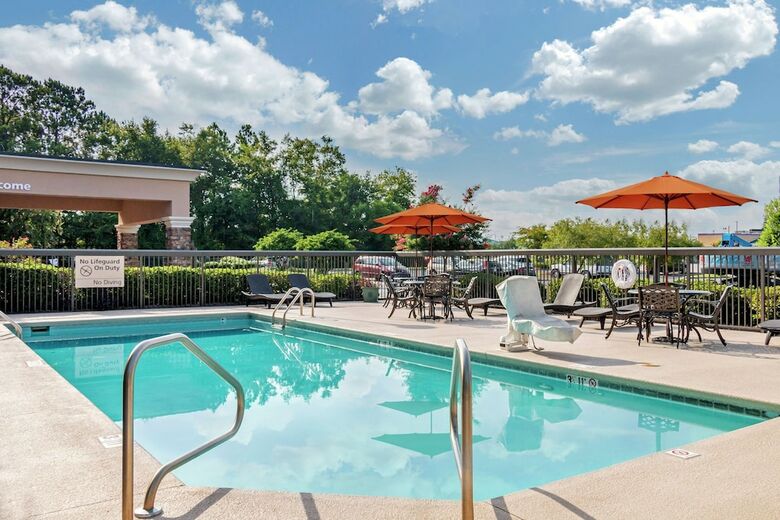 Hotel Hampton Inn Adel