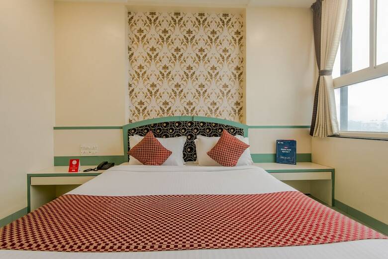 Hotel Sai Country Inn
