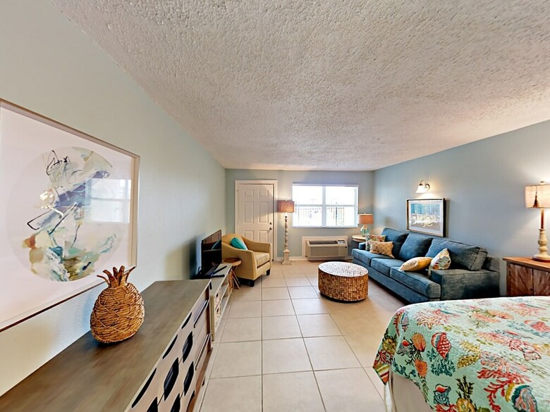 111 Sea Breeze