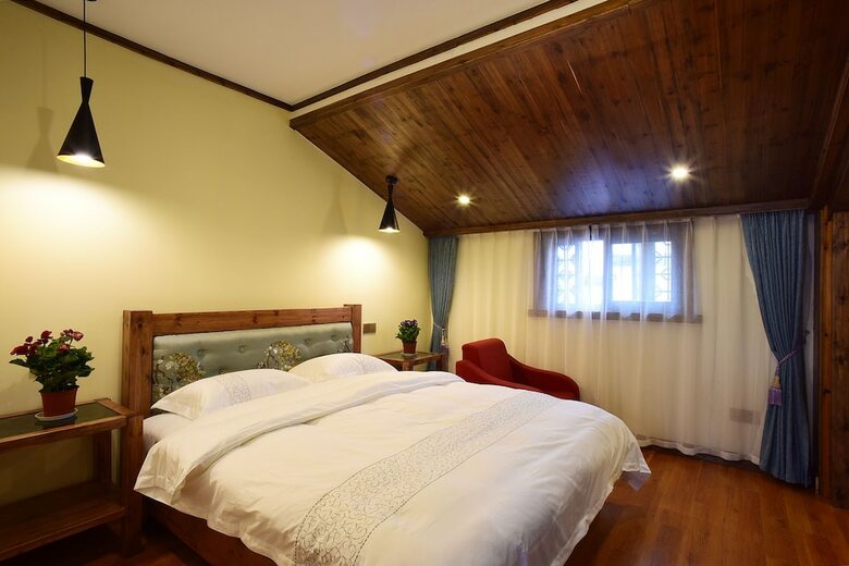 Posada Hongcun Dunyuan Hall