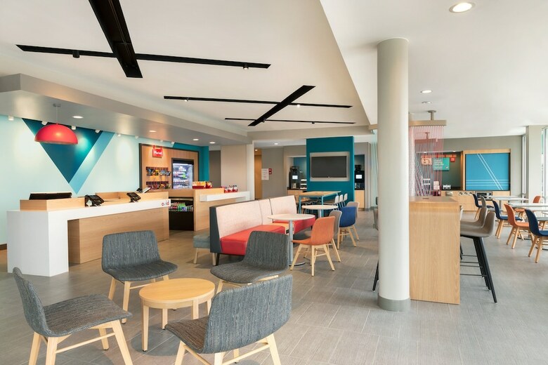 Avid Hotel Perry