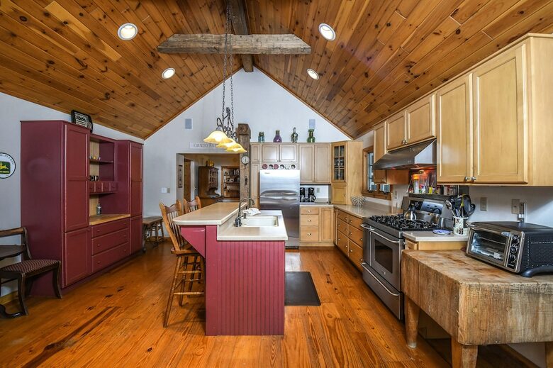 Country Roads Cabin