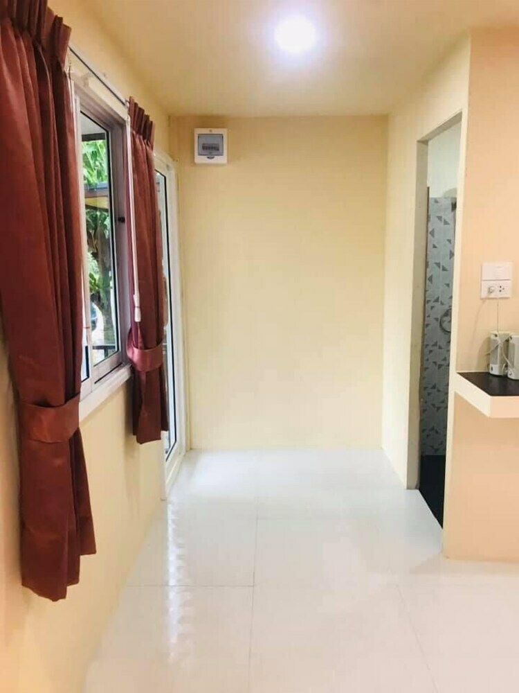Hotel At Thara Aonang