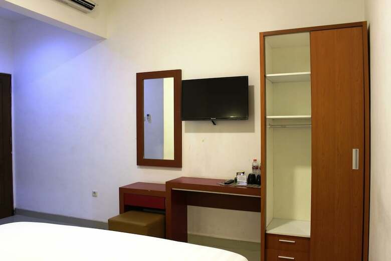 Hotel Ratu Homestay Malang