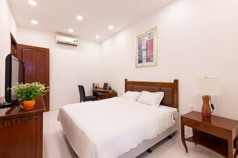 Hotel Bhome Dinh Cong Trang