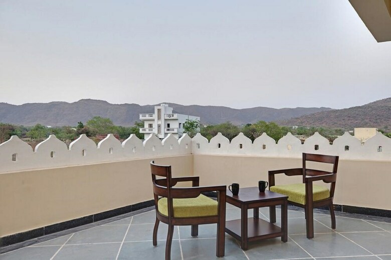 Hotel Maangarh Resort By Mahi Vantra