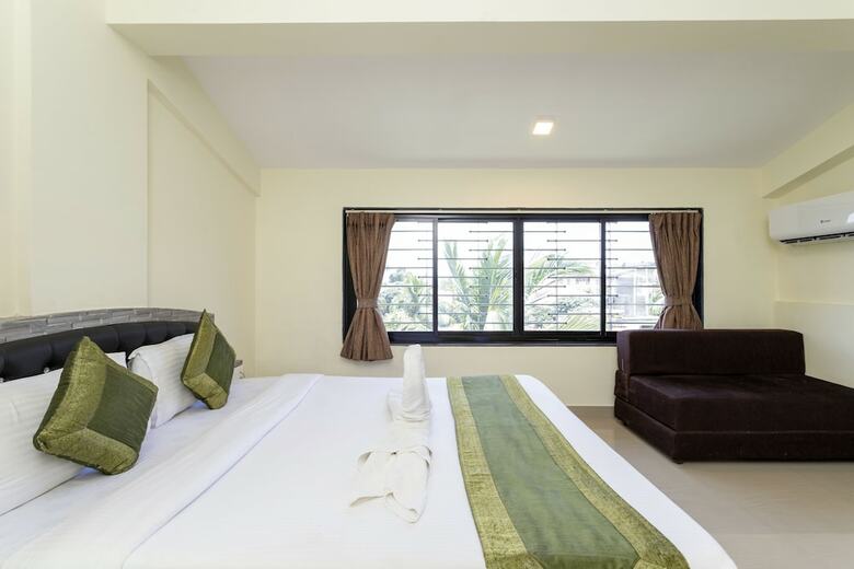 Hotel Shalom Indus Residency
