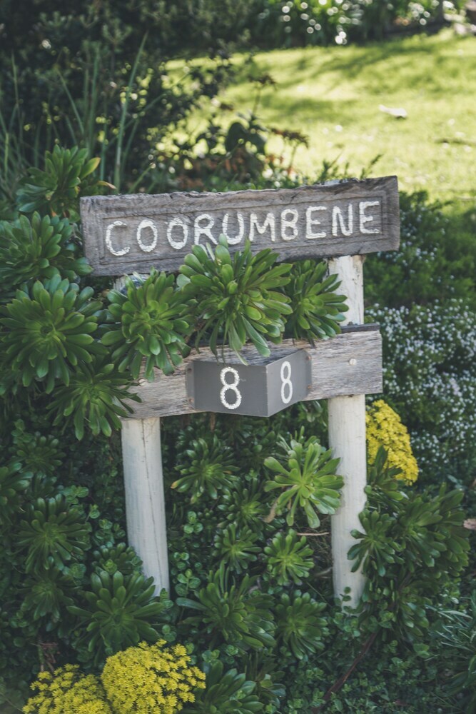 Coorumbene - 8 Scenic Way