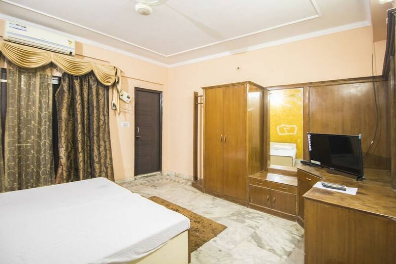 Hotel Maa Vaishno Guest House