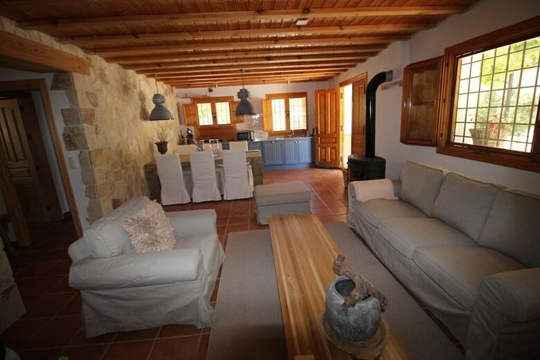 Cortijo Blanco Apartments