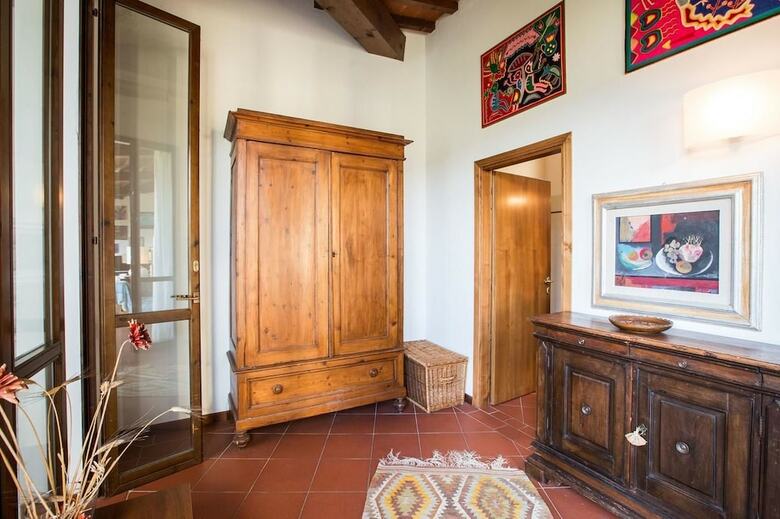 B&B Independent Loft On Florence's Hills