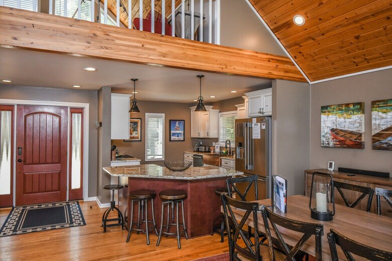 Ski To Shore Chalet