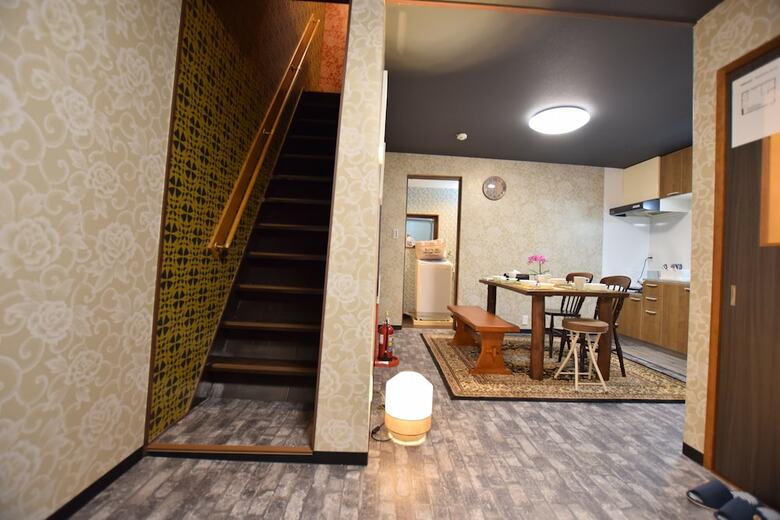 Morinomiya House