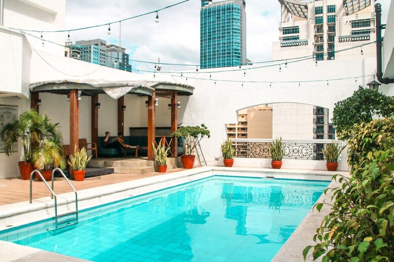 Indigo Makati @ Perla Mansion