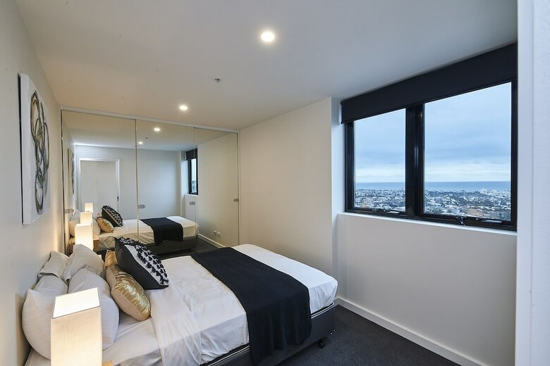 Mega Style Apartments Southbank Crown
