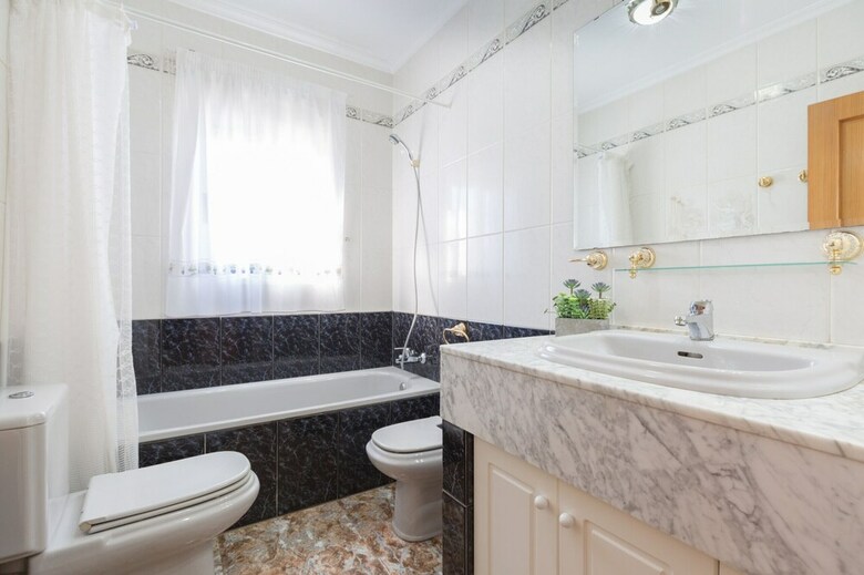 Fidalsa Villa Grand White House