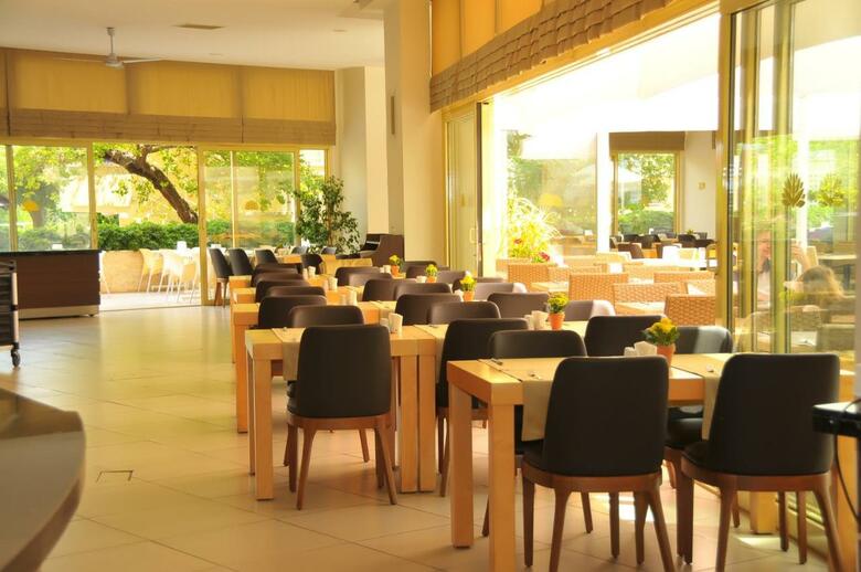 Hotel Golden Lotus