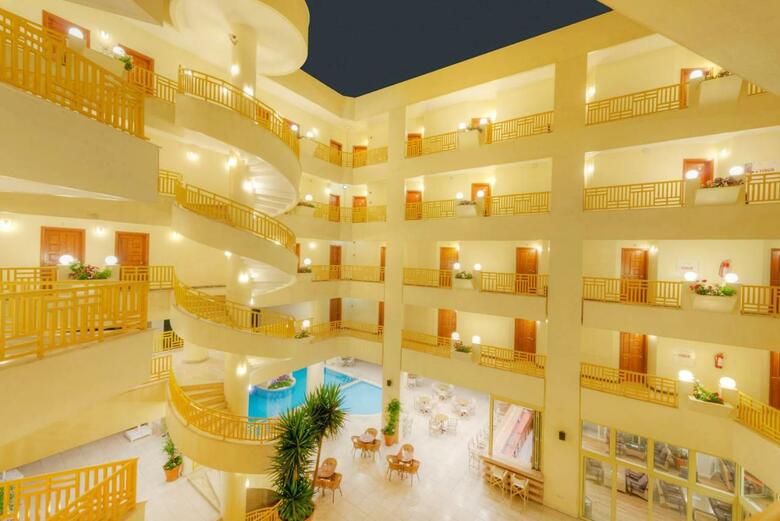 Hotel Golden Lotus