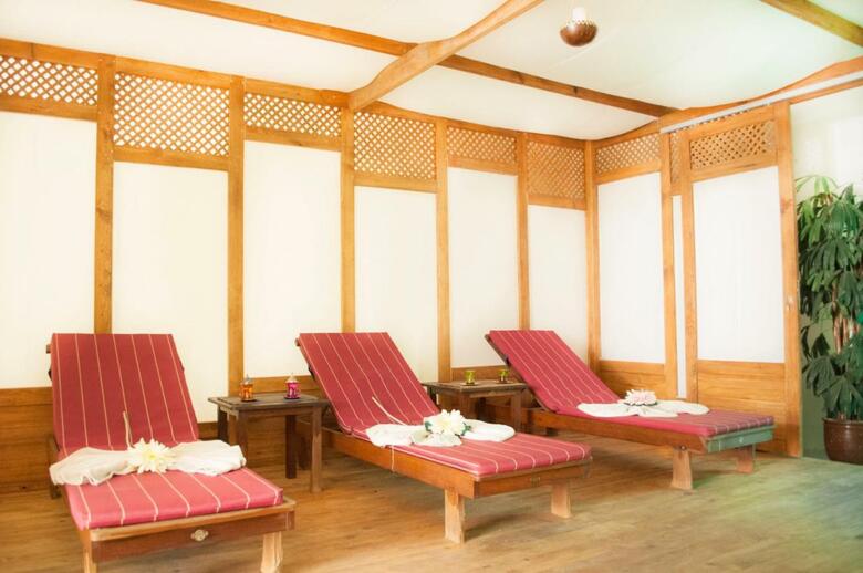 Hotel Golden Lotus