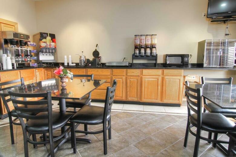 Hotel Best Western Crossroads Inn