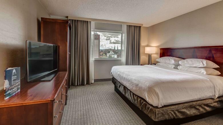 Hotel Embassy Suites Cincinnati - Rivercenter
