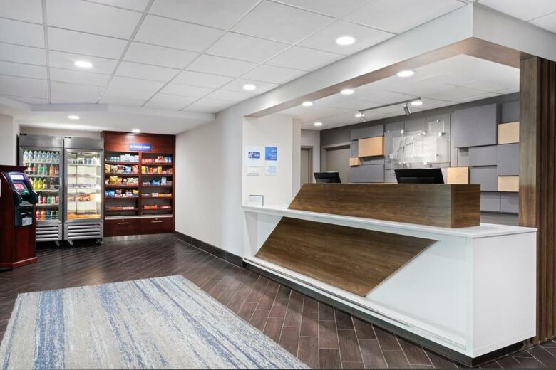 Hotel Holiday Inn Express & Suites Cincinnati Riverfront