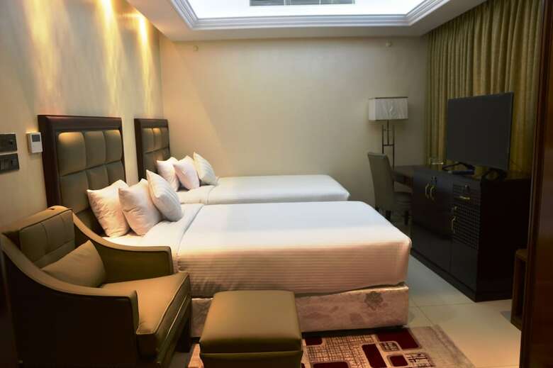 Hotel The Royal Paradise