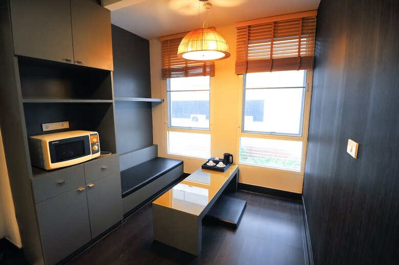 Hotel 42 Grand Residence