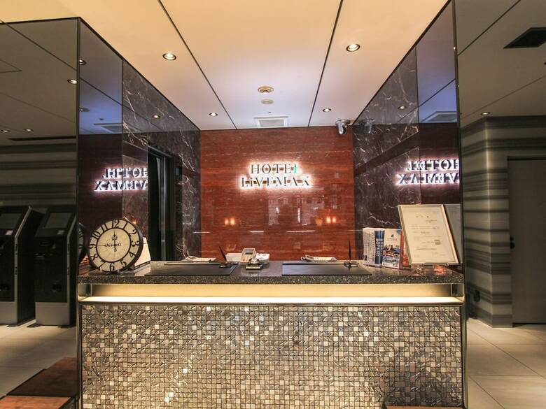 Hotel Livemax Osaka Honmachi