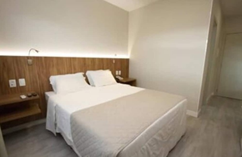 Hotel Le Canard Joinville