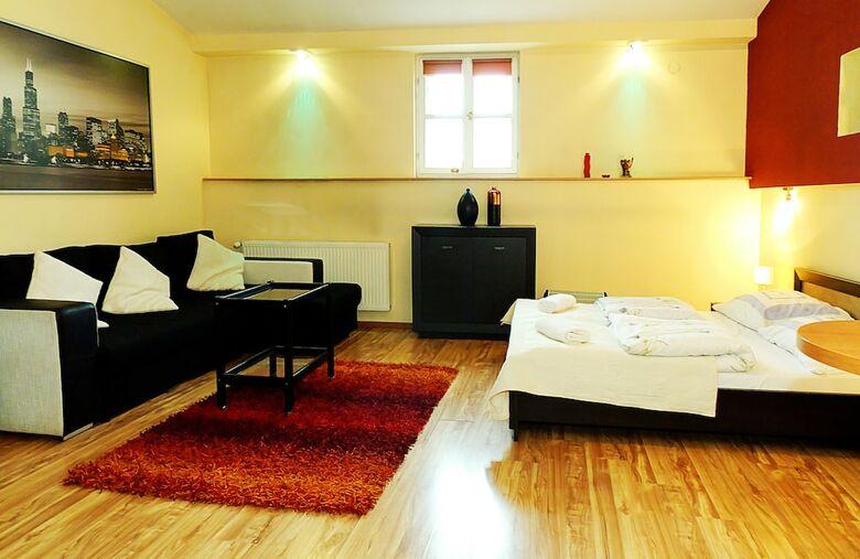 P&j Apartments