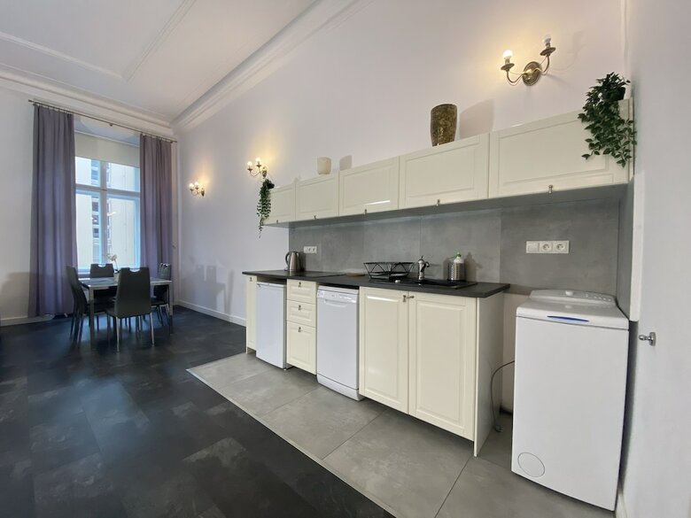 P&j Apartments