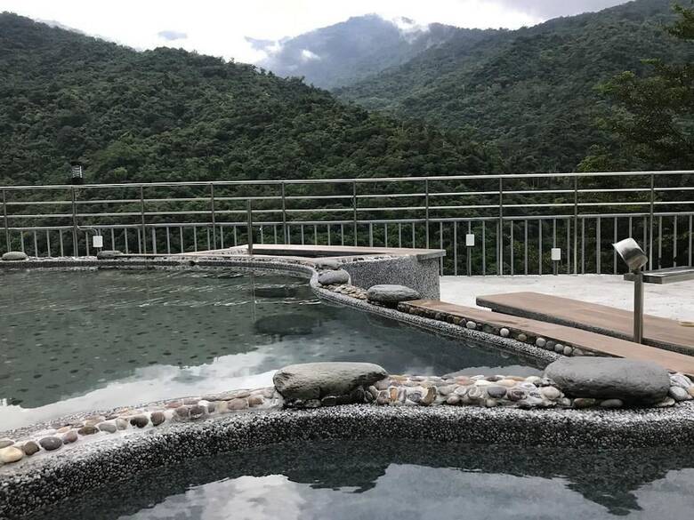 Lucky Hot Spring B&B