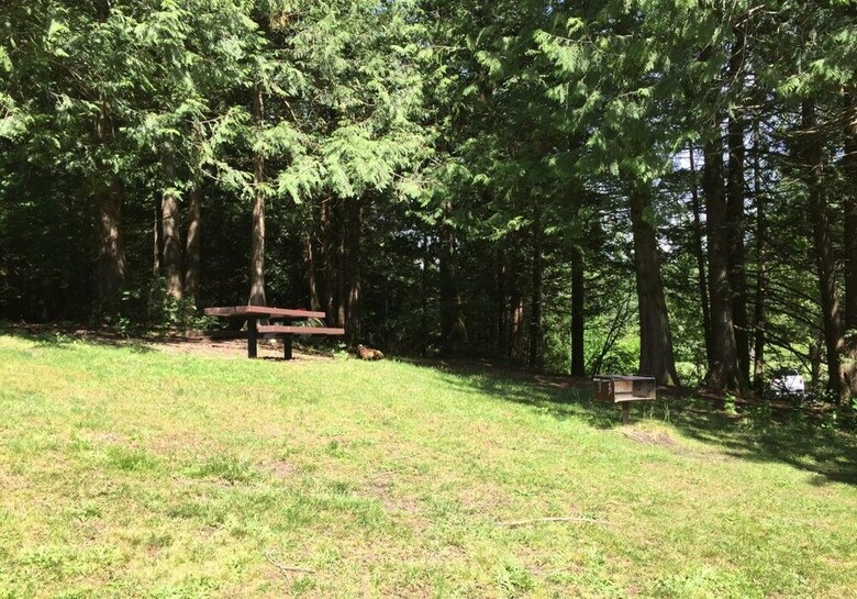 Mt. Baker Lodging Cabin 97 ?lakeside, Dock, Sleeps 6! By Mbl