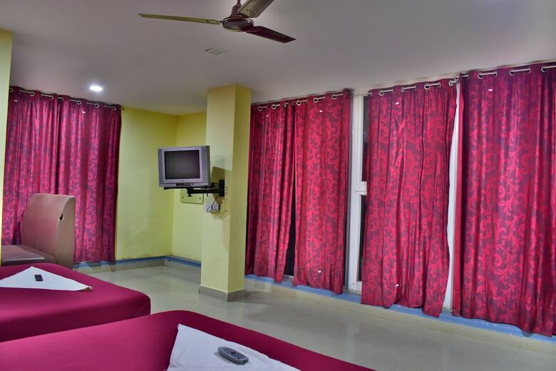 Hotel Yelagiri Residency
