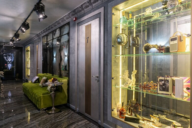 Mr. Grey Boutique Hotel