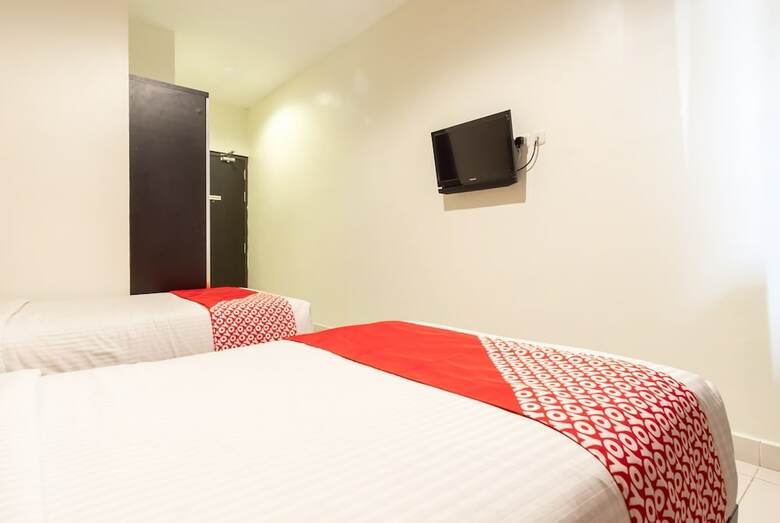 Oyo Flagship 1348 Hotel Home Anaya