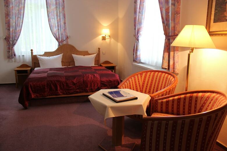 Hotel Wei�es Schlo�