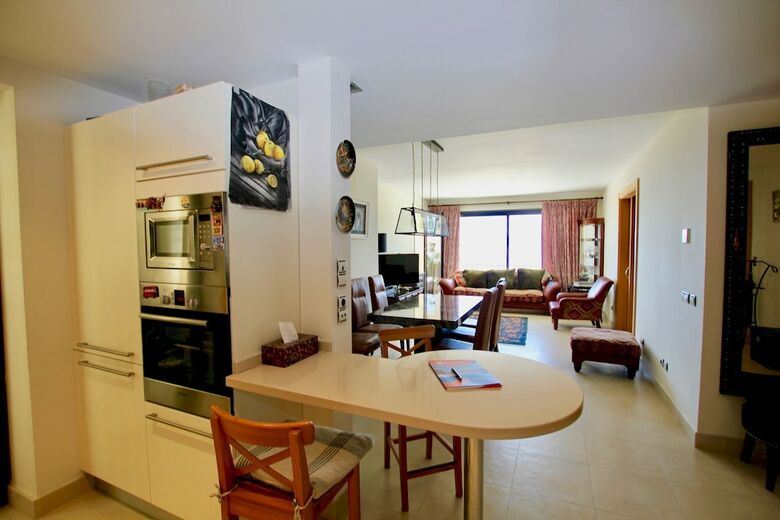 Samara 2 - Ultimate Seaview Apartment In Samara Resort, Heated Pool