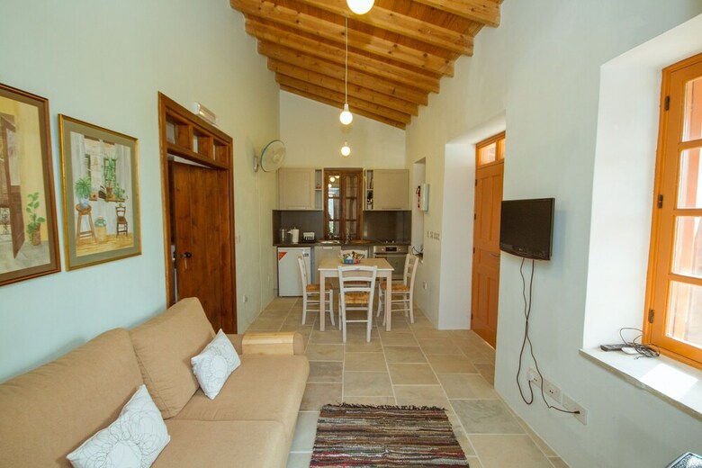 Thyone Uno Bal Cottage