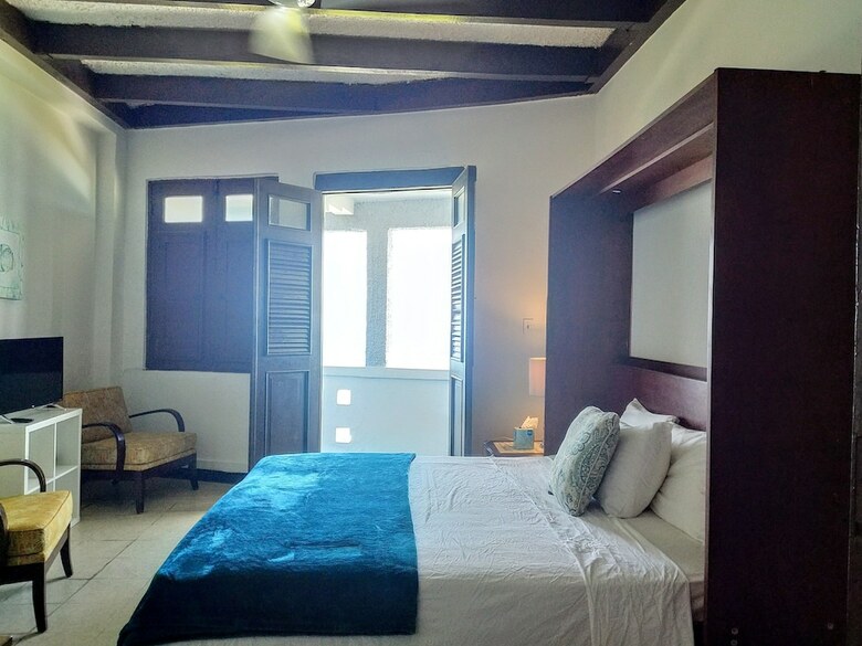 Aparthotel La Capitana Old San Juan