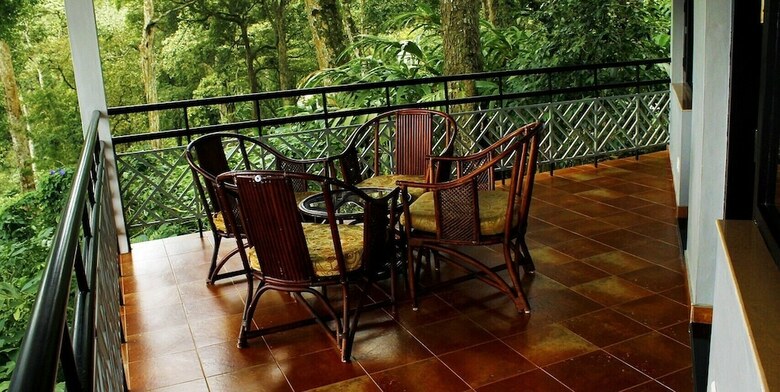 Hotel The Tall Trees Munnar