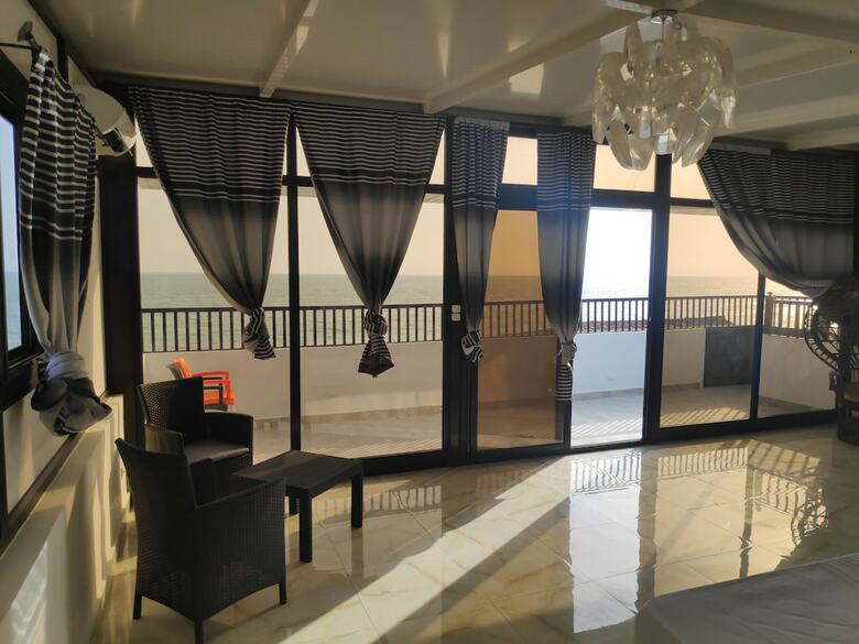 Hotel La R�sidence Latinaya