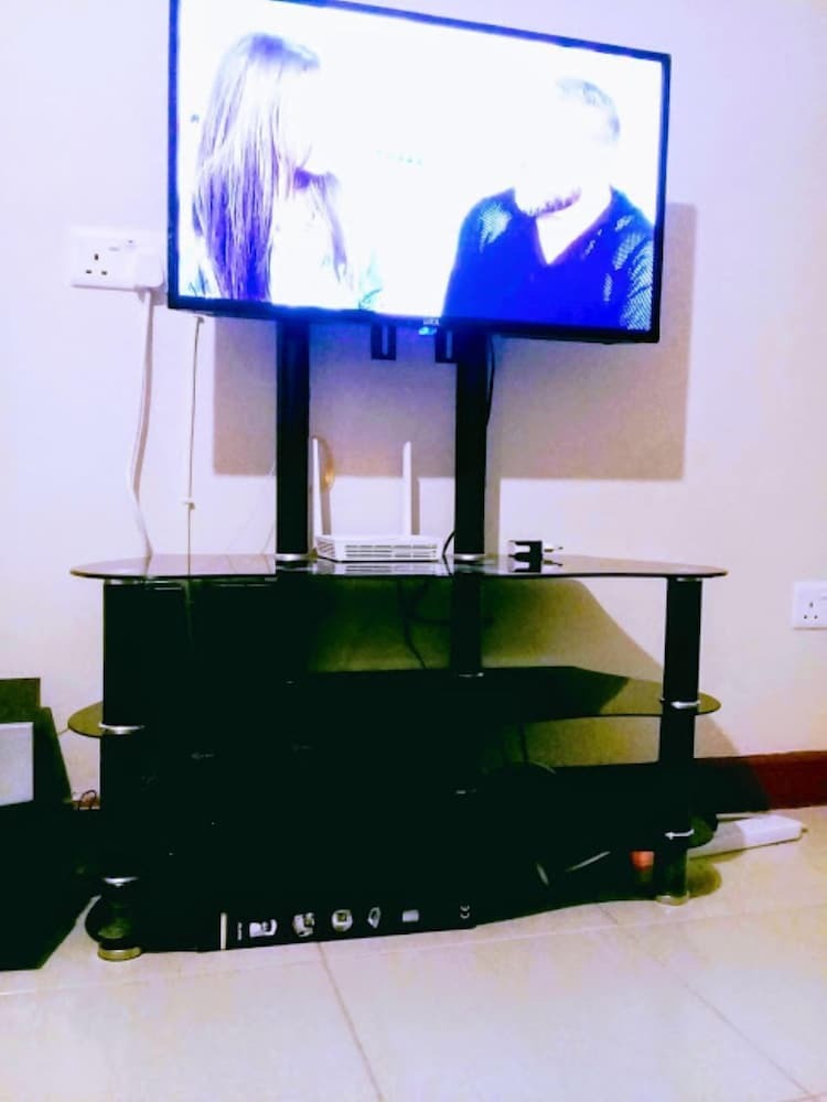 Hotel Jkia Airport Side Apartment