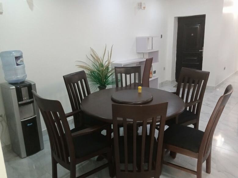 Hotel Enu Holiday Home