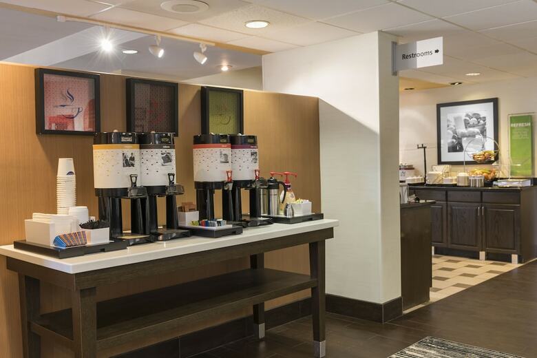 Hotel Hampton Inn By Hilton Milwaukee Northwest