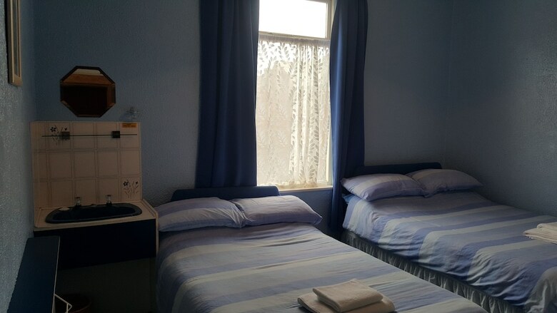 Hotel Gracelands Guest House