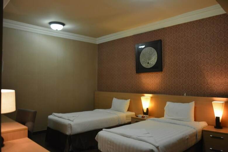 Shmoukh Hotel