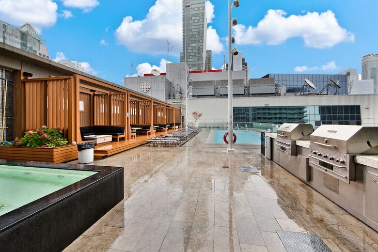 Apartamentos Deluxe Executive Suites
